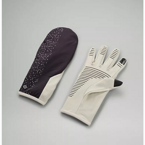 LULULEMON-Gloves Cold Terrain Hooded S/M - Picture 3 of 7